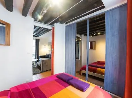 Apartment Centre Sentier Montorgueil Paris